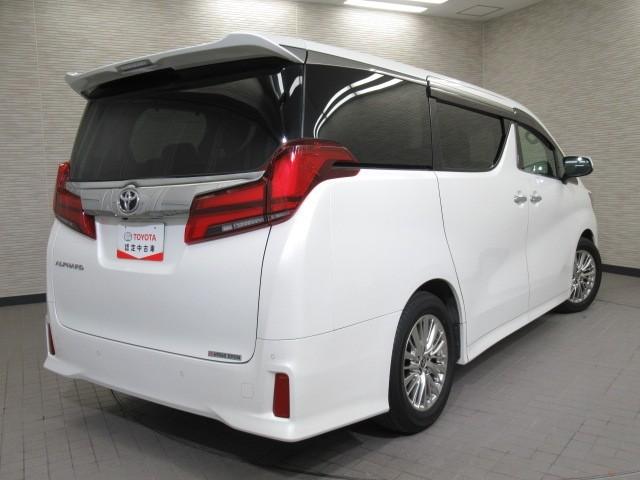 アルファード ２．５Ｓ　Ｃパッケージ　両電動ドア　Ｂモニタ　１オーナー　ＤＶＤ再生可能　ナビ　パノラマルーフ　リアオートエアコン　横滑り防止　クルコン　ＡＣ１００Ｖ電源　セキュリティ　ＥＴＣ車載器　ＬＥＤヘッドライト　スマートキー　ＡＢＳ（6枚目）