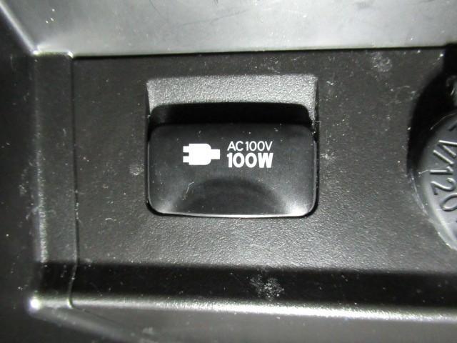 アルファード ２．５Ｓ　Ｃパッケージ　両電動ドア　Ｂモニタ　１オーナー　ＤＶＤ再生可能　ナビ　パノラマルーフ　リアオートエアコン　横滑り防止　クルコン　ＡＣ１００Ｖ電源　セキュリティ　ＥＴＣ車載器　ＬＥＤヘッドライト　スマートキー　ＡＢＳ（22枚目）