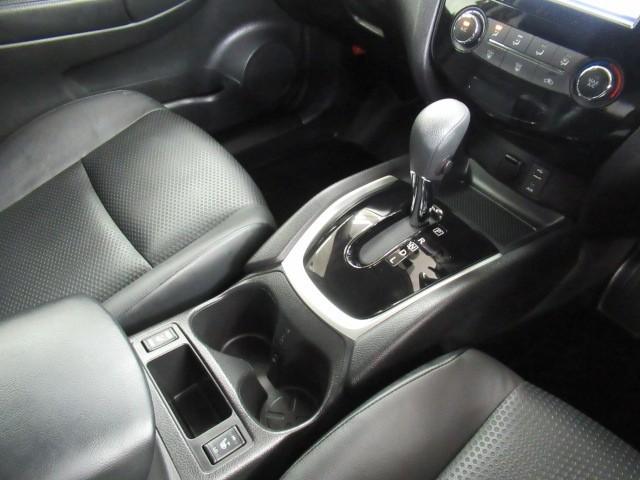 エクストレイル ２０Ｓ　エマージェンシーブレーキパッケージ　ナビＴＶ　盗難防止システム　キーレスエントリー　フルセグ　ＥＴＣ　リアカメラ（22枚目）