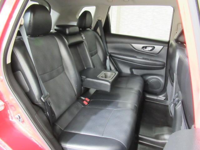 エクストレイル ２０Ｓ　エマージェンシーブレーキパッケージ　ナビＴＶ　盗難防止システム　キーレスエントリー　フルセグ　ＥＴＣ　リアカメラ（26枚目）