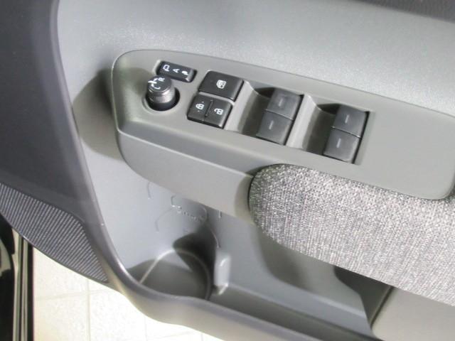 シエンタ ハイブリッドZ TSS エアバック デモカー キーレスエントリー ナビTV イモビライザー バックモニター LEDヘッドライト ETC車載器 横滑り防止 スマートキー オートエアコン サイドエアバッグ WSRS(10枚目)