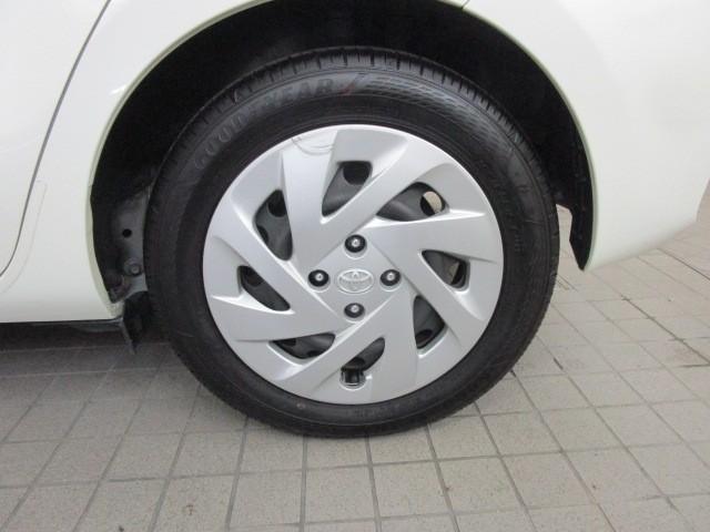 アクア Sスタイルブラック バックモニタ- 地デジフルセグ ナビTV イモビライザー スマートキープッシュスタート Wエアバッグ キーフリ メモリーナビゲーション 横滑り防止装置付き DVDプレーヤー フルオートエアコン ABS(7枚目)