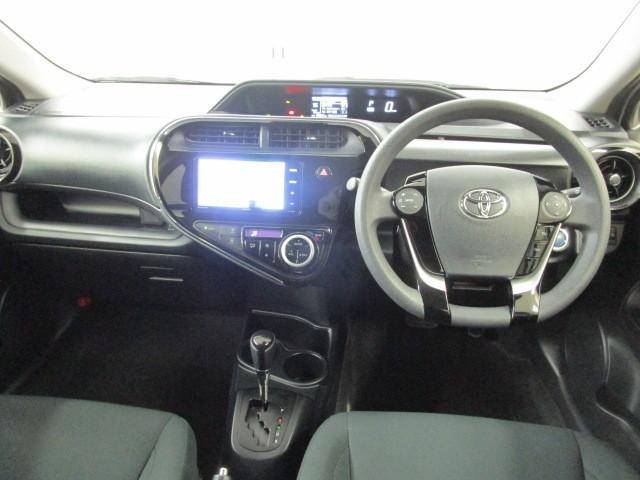 アクア Sスタイルブラック バックモニタ- 地デジフルセグ ナビTV イモビライザー スマートキープッシュスタート Wエアバッグ キーフリ メモリーナビゲーション 横滑り防止装置付き DVDプレーヤー フルオートエアコン ABS(20枚目)