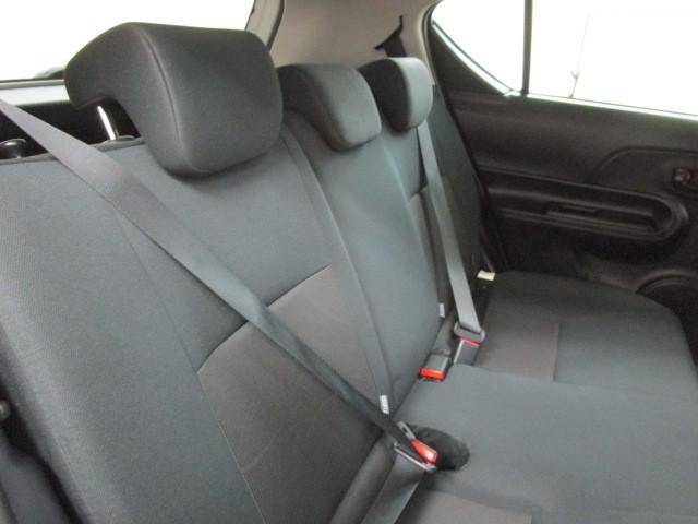 アクア Sスタイルブラック バックモニタ- 地デジフルセグ ナビTV イモビライザー スマートキープッシュスタート Wエアバッグ キーフリ メモリーナビゲーション 横滑り防止装置付き DVDプレーヤー フルオートエアコン ABS(21枚目)