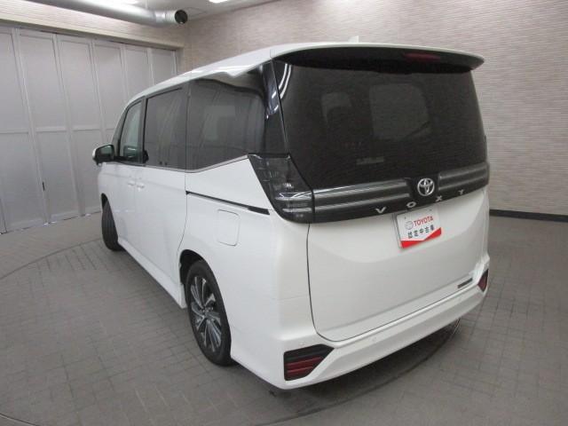 ヴォクシー S-Z DVD再生機能 スマートキープッシュスタート 両側電動パワースライドドア パワーウインドウ 1オナ ETC車載器 LEDライト デュアルエアコン アルミホイール 盗難防止装置 横滑り防止機能 ナビTV(7枚目)