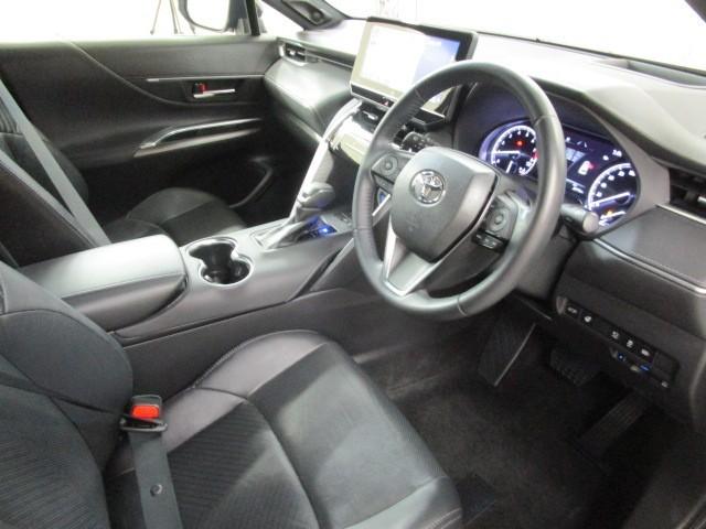 ハリアー Ｚ　レザーパッケージ　スマキ　追突防止　フルセグテレビ　バックモニター　本革シート　アルミ　横滑り防止機能　Ｐシート　オートクルーズコントロール　ＬＥＤヘッドライト　盗難防止システム　エアコン　エアバッグ　キーレス　ＥＴＣ（8枚目）