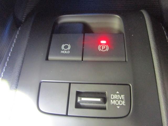 ハリアー Ｚ　レザーパッケージ　スマキ　追突防止　フルセグテレビ　バックモニター　本革シート　アルミ　横滑り防止機能　Ｐシート　オートクルーズコントロール　ＬＥＤヘッドライト　盗難防止システム　エアコン　エアバッグ　キーレス　ＥＴＣ（17枚目）