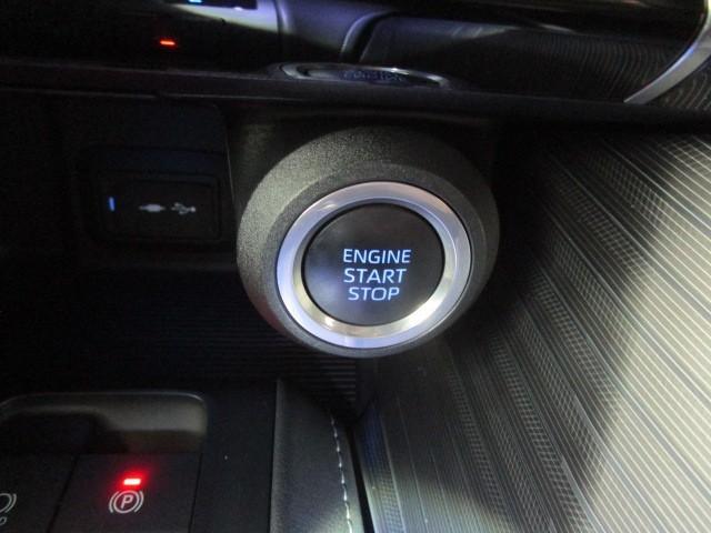 ハリアー Ｚ　レザーパッケージ　スマキ　追突防止　フルセグテレビ　バックモニター　本革シート　アルミ　横滑り防止機能　Ｐシート　オートクルーズコントロール　ＬＥＤヘッドライト　盗難防止システム　エアコン　エアバッグ　キーレス　ＥＴＣ（18枚目）