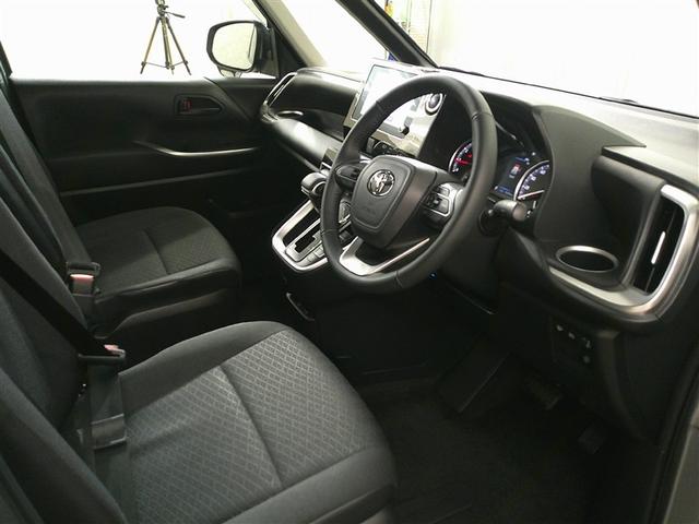 ノア G 衝突軽減ブレーキ 地上デジタル LEDライト TV アルミ キーフリー クルコン 盗難防止装置 DVD再生 横滑り防止 3列シート Bカメラ ETC スマートキー Wエアコン ウォークスルー(9枚目)