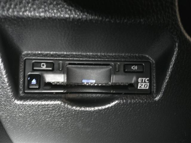 ノア G 衝突軽減ブレーキ 地上デジタル LEDライト TV アルミ キーフリー クルコン 盗難防止装置 DVD再生 横滑り防止 3列シート Bカメラ ETC スマートキー Wエアコン ウォークスルー(11枚目)