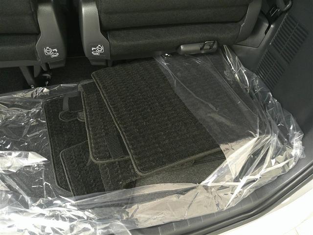 ノア G 衝突軽減ブレーキ 地上デジタル LEDライト TV アルミ キーフリー クルコン 盗難防止装置 DVD再生 横滑り防止 3列シート Bカメラ ETC スマートキー Wエアコン ウォークスルー(26枚目)