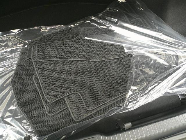 ＩＳ ＩＳ３００　Ｆスポーツモードブラック　Ｒカメラ　ＤＶＤ再生　プリクラッシュセーフティシステム　ワンオーナー　メモリーナビ　電動シート　フルセグテレビ　スマートキー　ＥＴＣ　アルミホイール　オートクルーズコントロール　イモビライザー（31枚目）