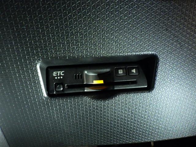 タント カスタムＲＳ　両側パワスライドドア　地デジフルセグ　ＥＴＣ付き　クルーズコントロール　メモリーナビゲーション　ナビＴＶ　ＡＡＣ　ＬＥＤライト　ＤＶＤ　サイドエアバッグ　キーフリー　セキュリティ　ＰＷ　アルミホイール（11枚目）