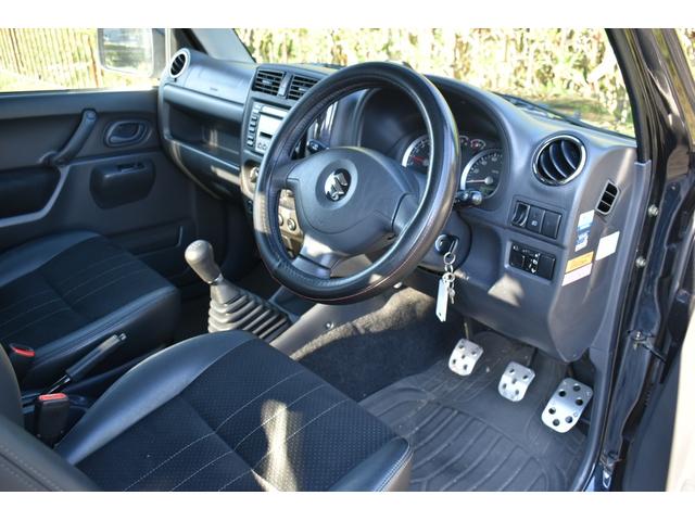 ジムニー ランドベンチャー　前オーナー様大阪府　禁煙車　５ＭＴ　シートヒーター　リフトアップ　社外マフラー　前後バンパーショート加工　車検対応（9枚目）