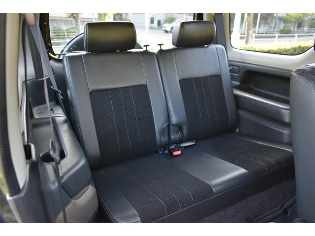 ジムニー ランドベンチャー　前オーナー様大阪府　禁煙車　５ＭＴ　シートヒーター　リフトアップ　社外マフラー　前後バンパーショート加工　車検対応（16枚目）