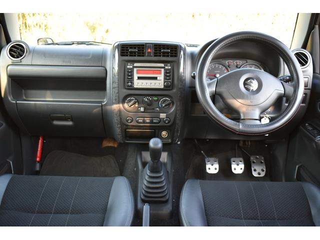 ジムニー ランドベンチャー　前オーナー様大阪府　禁煙車　５ＭＴ　シートヒーター　リフトアップ　社外マフラー　前後バンパーショート加工　車検対応（17枚目）