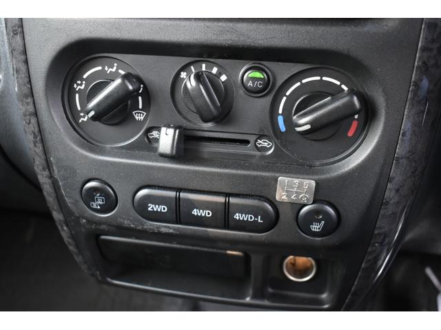 ジムニー ランドベンチャー　前オーナー様大阪府　禁煙車　５ＭＴ　シートヒーター　リフトアップ　社外マフラー　前後バンパーショート加工　車検対応（19枚目）
