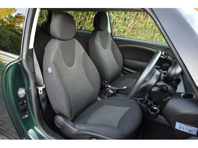 MINI クーパー R56後期モデル・禁煙車・カロッツェリアナビTV・バックカメラ・ETC・スペアキー有り(8枚目)