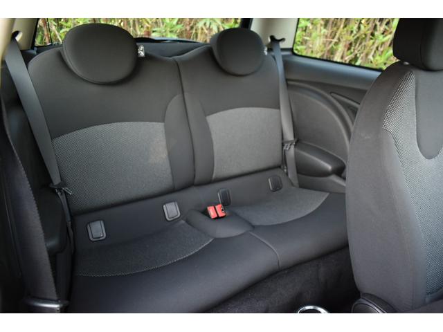 MINI クーパー R56後期モデル・禁煙車・カロッツェリアナビTV・バックカメラ・ETC・スペアキー有り(13枚目)