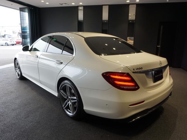 ｅクラス ｅ２００ アバンギャルド ａｍｇライン ダイヤモンドホワイト ３６０度カメラ Carsmeet Web 自動車情報サイト Le Volant Carsmeet Web ル ボラン カーズミート ウェブ