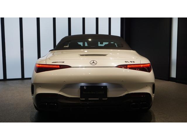 ＳＬ ＳＬ６３　４マチック＋　ＡＭＧカーボンエクステリアパッケージ　ＡＭＧパフォーマンスシート　ＡＭＧカーボンファイバーインテリアトリム　２１インチ鍛造ＡＭＧアルミホイール　イエローシートベルト　ダークアクセントライト（5枚目）