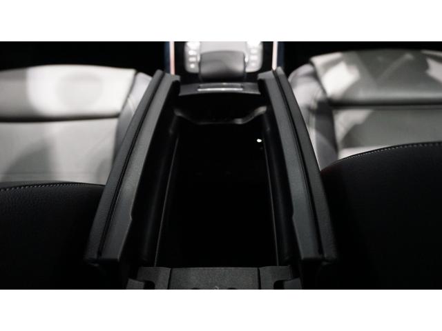 Ｂクラス Ｂ１８０　ＡＭＧラインパッケージ　ＡＭＧレザーエクスクルーシブパッケージ　アドバンスドパッケージ　パノラミックスライディングルーフ　３６０°カメラ　メモリー付きパワーシート　シートヒーター　マルチビームＬＥＤヘッドライト（31枚目）