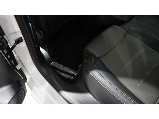 Ｂクラス Ｂ１８０　ＡＭＧラインパッケージ　ＡＭＧレザーエクスクルーシブパッケージ　アドバンスドパッケージ　パノラミックスライディングルーフ　３６０°カメラ　メモリー付きパワーシート　シートヒーター　マルチビームＬＥＤヘッドライト（40枚目）