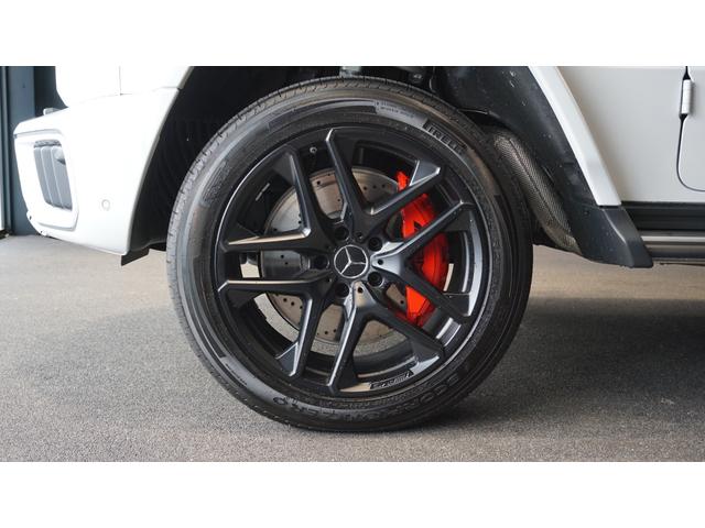 Gクラス G63 ローンチエディション AMGカーボンファイバーインテリアトリム AMGナイトパッケージ Burmesterサラウンド ガラススライディングルーフ シートベンチレータ マットブラック21インチAMG5ツインスポークホイール(11枚目)