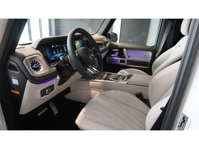 Gクラス G63 ローンチエディション AMGカーボンファイバーインテリアトリム AMGナイトパッケージ Burmesterサラウンド ガラススライディングルーフ シートベンチレータ マットブラック21インチAMG5ツインスポークホイール(18枚目)