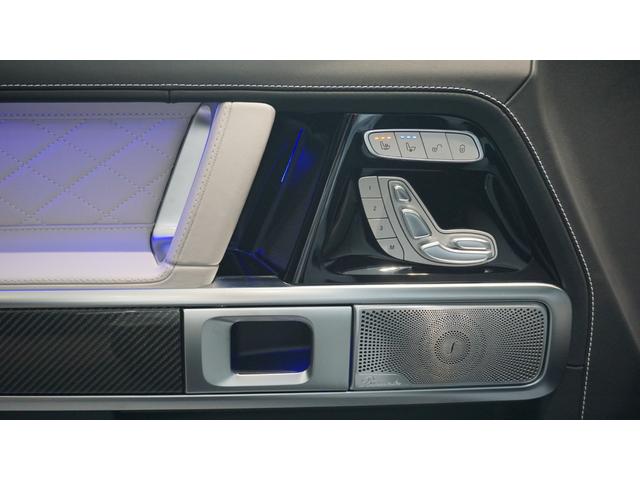 Gクラス G63 ローンチエディション AMGカーボンファイバーインテリアトリム AMGナイトパッケージ Burmesterサラウンド ガラススライディングルーフ シートベンチレータ マットブラック21インチAMG5ツインスポークホイール(33枚目)