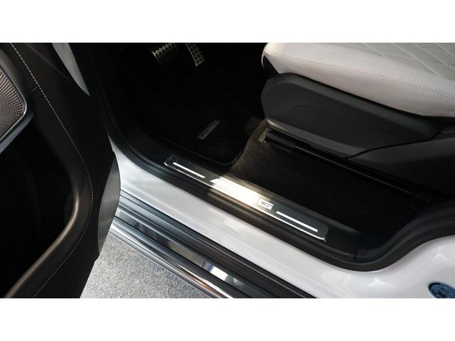 Gクラス G63 ローンチエディション AMGカーボンファイバーインテリアトリム AMGナイトパッケージ Burmesterサラウンド ガラススライディングルーフ シートベンチレータ マットブラック21インチAMG5ツインスポークホイール(34枚目)