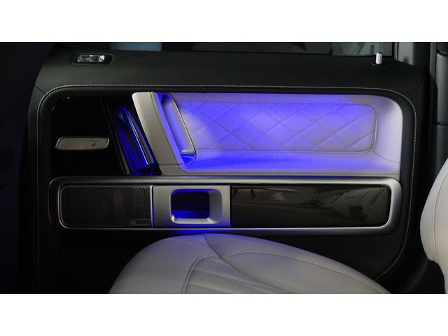 Gクラス G63 ローンチエディション AMGカーボンファイバーインテリアトリム AMGナイトパッケージ Burmesterサラウンド ガラススライディングルーフ シートベンチレータ マットブラック21インチAMG5ツインスポークホイール(38枚目)