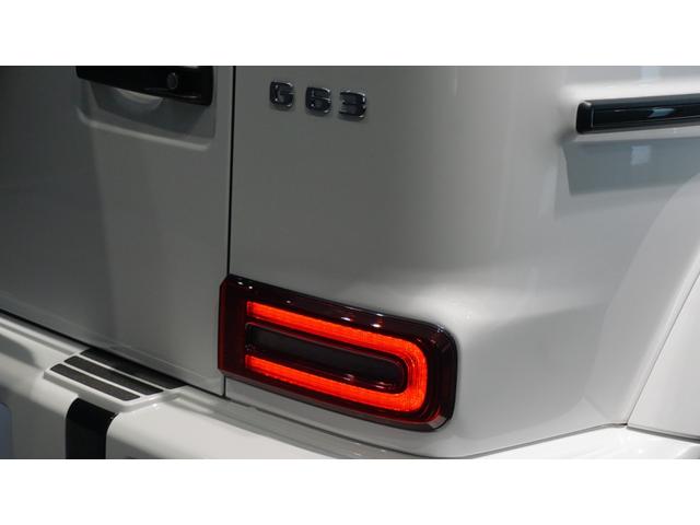 Gクラス G63 ローンチエディション AMGカーボンファイバーインテリアトリム AMGナイトパッケージ Burmesterサラウンド ガラススライディングルーフ シートベンチレータ マットブラック21インチAMG5ツインスポークホイール(65枚目)