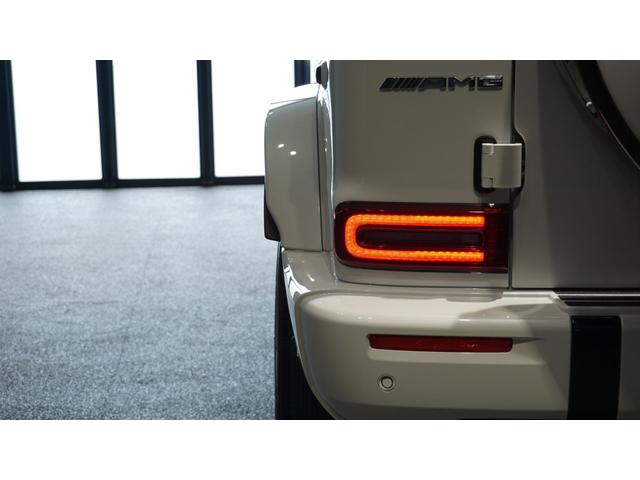 Gクラス G63 ローンチエディション AMGカーボンファイバーインテリアトリム AMGナイトパッケージ Burmesterサラウンド ガラススライディングルーフ シートベンチレータ マットブラック21インチAMG5ツインスポークホイール(66枚目)