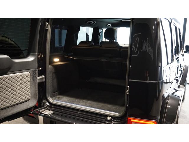 Ｇクラス Ｇ４５０ｄ　ＡＭＧラインパッケージ　ＭＡＮＵＦＡＫＴＵＲプログラム・プラス　ＭＡＮＵＦＡＫＴＵＲロゴパッケージ　ＭＡＮＵＦＡＫＴＵＲボディ同色スペアタイヤリング　ツートーンステアリング　シートベンチレーター　ガラススライディングルーフ（21枚目）
