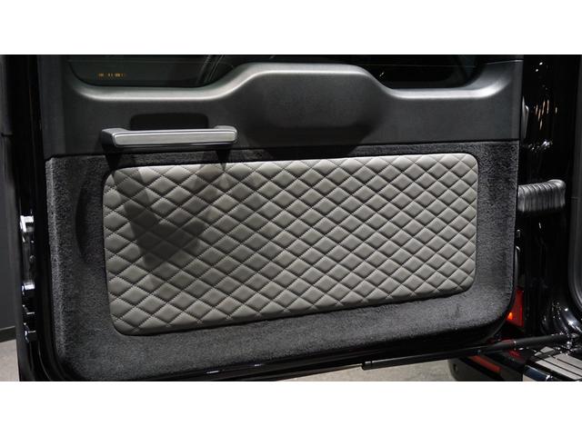 Ｇクラス Ｇ４５０ｄ　ＡＭＧラインパッケージ　ＭＡＮＵＦＡＫＴＵＲプログラム・プラス　ＭＡＮＵＦＡＫＴＵＲロゴパッケージ　ＭＡＮＵＦＡＫＴＵＲボディ同色スペアタイヤリング　ツートーンステアリング　シートベンチレーター　ガラススライディングルーフ（38枚目）