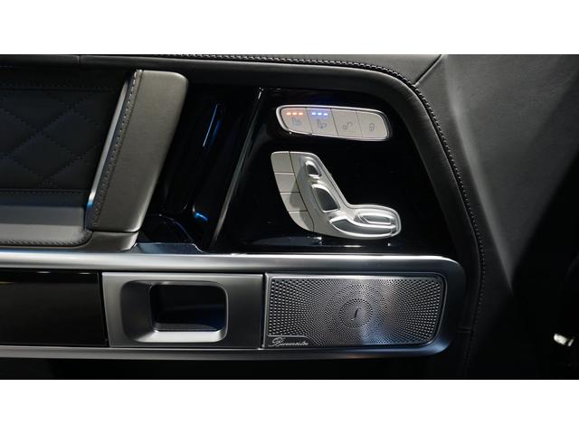 Ｇクラス Ｇ４５０ｄ　ＡＭＧラインパッケージ　ＭＡＮＵＦＡＫＴＵＲプログラム・プラス　ＭＡＮＵＦＡＫＴＵＲロゴパッケージ　ＭＡＮＵＦＡＫＴＵＲボディ同色スペアタイヤリング　ツートーンステアリング　シートベンチレーター　ガラススライディングルーフ（40枚目）
