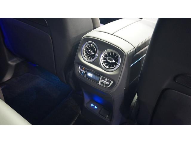 Ｇクラス Ｇ４５０ｄ　ＡＭＧラインパッケージ　ＭＡＮＵＦＡＫＴＵＲプログラム・プラス　ＭＡＮＵＦＡＫＴＵＲロゴパッケージ　ＭＡＮＵＦＡＫＴＵＲボディ同色スペアタイヤリング　ツートーンステアリング　シートベンチレーター　ガラススライディングルーフ（47枚目）