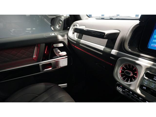 Ｇクラス Ｇ４５０ｄ　ＡＭＧラインパッケージ　ＭＡＮＵＦＡＫＴＵＲプログラム・プラス　ＭＡＮＵＦＡＫＴＵＲロゴパッケージ　ＭＡＮＵＦＡＫＴＵＲボディ同色スペアタイヤリング　ツートーンステアリング　シートベンチレーター　ガラススライディングルーフ（53枚目）