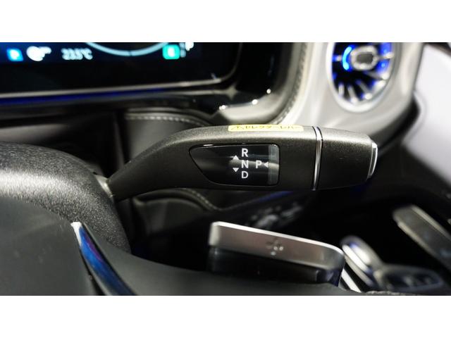 Ｇクラス Ｇ４５０ｄ　ＡＭＧラインパッケージ　ＭＡＮＵＦＡＫＴＵＲプログラム・プラス　ＭＡＮＵＦＡＫＴＵＲロゴパッケージ　ＭＡＮＵＦＡＫＴＵＲボディ同色スペアタイヤリング　ツートーンステアリング　シートベンチレーター　ガラススライディングルーフ（57枚目）