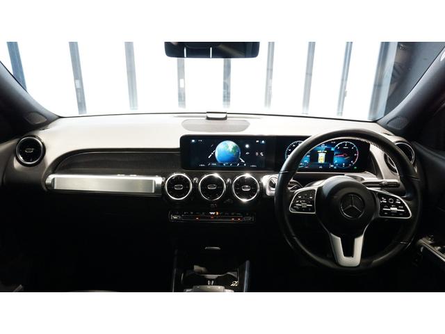 ＧＬＢ ＧＬＢ２００ｄ　４マチック　レーダーセーフティーパッケージ　３６０°カメラ　メモリー付パワーシート　シートヒーター　ナビゲーションパッケージ　ＬＥＤハイパフォーマンスヘッドライト　コンフォートサスペンション　ＭＢＵＸ（13枚目）