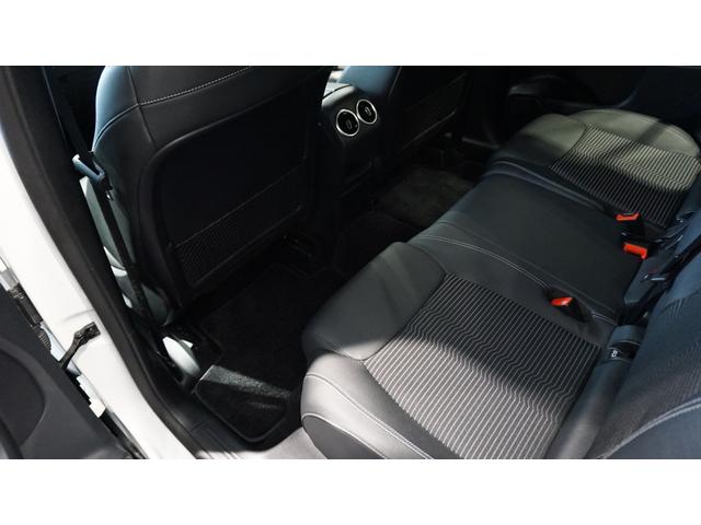 ＧＬＢ ＧＬＢ２００ｄ　４マチック　レーダーセーフティーパッケージ　３６０°カメラ　メモリー付パワーシート　シートヒーター　ナビゲーションパッケージ　ＬＥＤハイパフォーマンスヘッドライト　コンフォートサスペンション　ＭＢＵＸ（25枚目）