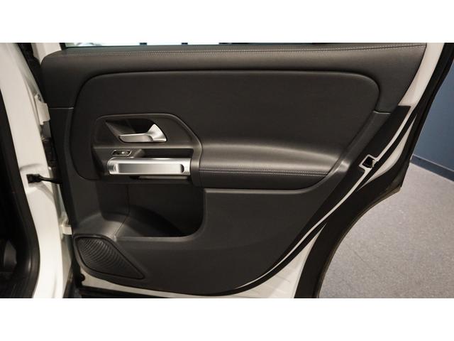 ＧＬＢ ＧＬＢ２００ｄ　４マチック　レーダーセーフティーパッケージ　３６０°カメラ　メモリー付パワーシート　シートヒーター　ナビゲーションパッケージ　ＬＥＤハイパフォーマンスヘッドライト　コンフォートサスペンション　ＭＢＵＸ（37枚目）