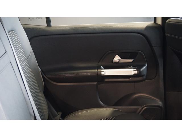 ＧＬＢ ＧＬＢ２００ｄ　４マチック　レーダーセーフティーパッケージ　３６０°カメラ　メモリー付パワーシート　シートヒーター　ナビゲーションパッケージ　ＬＥＤハイパフォーマンスヘッドライト　コンフォートサスペンション　ＭＢＵＸ（39枚目）