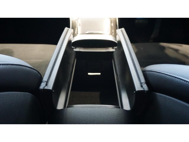 Ｃクラス Ｃ１８０アバンギャルド　ＡＭＧライン　ベーシックパッケージ　ヘッドアップディスプレイ　ＭＢＵＸ　ＡＲナビゲーション　３６０°カメラ　レーダーセーフティーパッケージ　スポーツサスペンション　メモリー付きパワーシート　シートヒーター（28枚目）