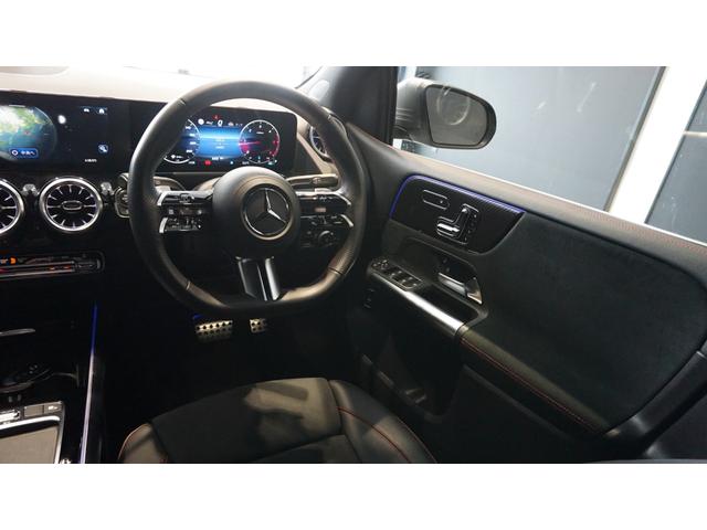 Ｂクラス Ｂ２００ｄ　ＡＭＧラインパッケージ　レーダーセーフティーパッケージ　フットトランクオープナー　メモリー付きパワーシート　アンビエントライト　マルチビームＬＥＤヘッドライト　アドバンスドサラウンドシステム　デジタルコックピットディスプレイ（14枚目）