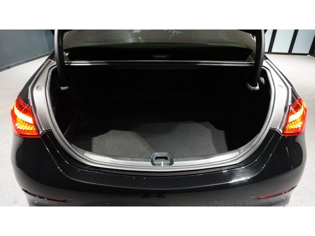 Cクラス C220dアバンギャルド AMGラインパッケージ ベーシックパッケージ レザーエクスクルーシブパッケージ シートベンチレーター シートヒーター ヘッドアップディスプレイ MBUX ARナビゲーション スポーツサスペンション デジタルライト(20枚目)