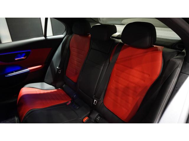 Cクラス C220dアバンギャルド AMGラインパッケージ ベーシックパッケージ レザーエクスクルーシブパッケージ シートベンチレーター シートヒーター ヘッドアップディスプレイ MBUX ARナビゲーション スポーツサスペンション デジタルライト(21枚目)