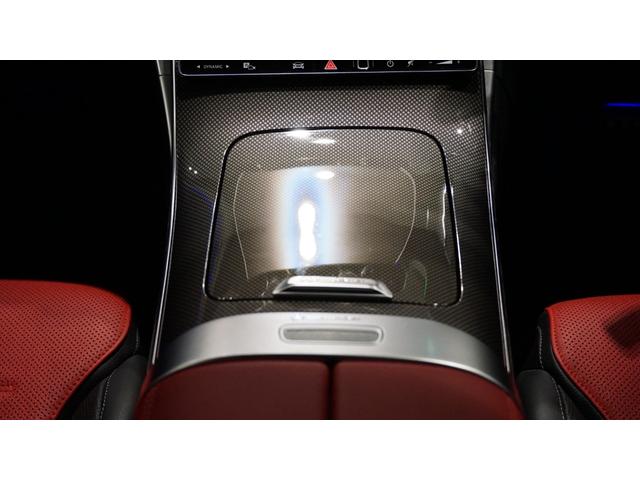 Cクラス C220dアバンギャルド AMGラインパッケージ ベーシックパッケージ レザーエクスクルーシブパッケージ シートベンチレーター シートヒーター ヘッドアップディスプレイ MBUX ARナビゲーション スポーツサスペンション デジタルライト(26枚目)