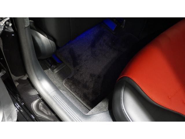 Cクラス C220dアバンギャルド AMGラインパッケージ ベーシックパッケージ レザーエクスクルーシブパッケージ シートベンチレーター シートヒーター ヘッドアップディスプレイ MBUX ARナビゲーション スポーツサスペンション デジタルライト(39枚目)